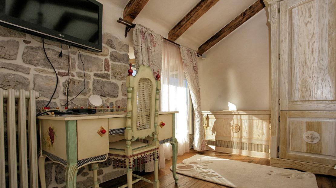 Investment image 8