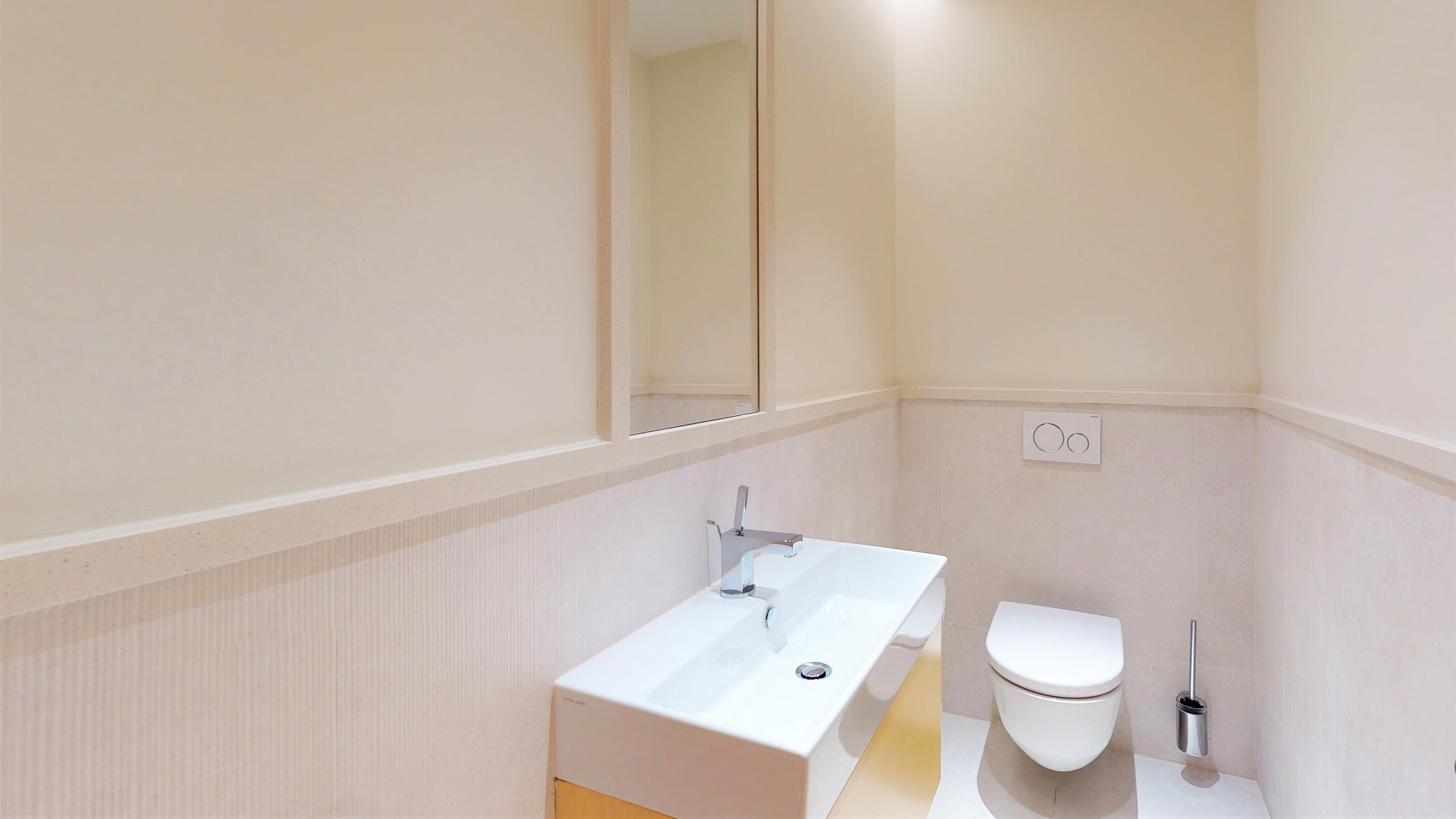 Investment image 12